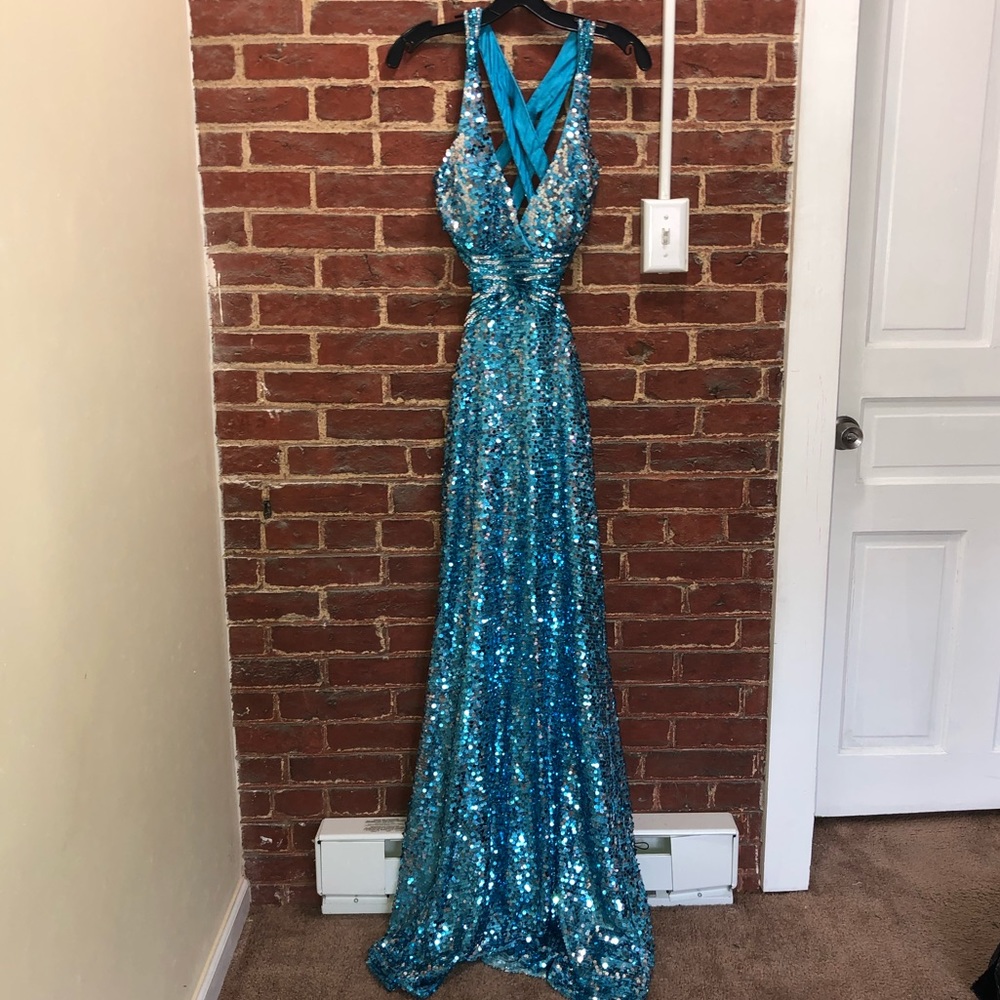 Sequin Prom Dress💙✨